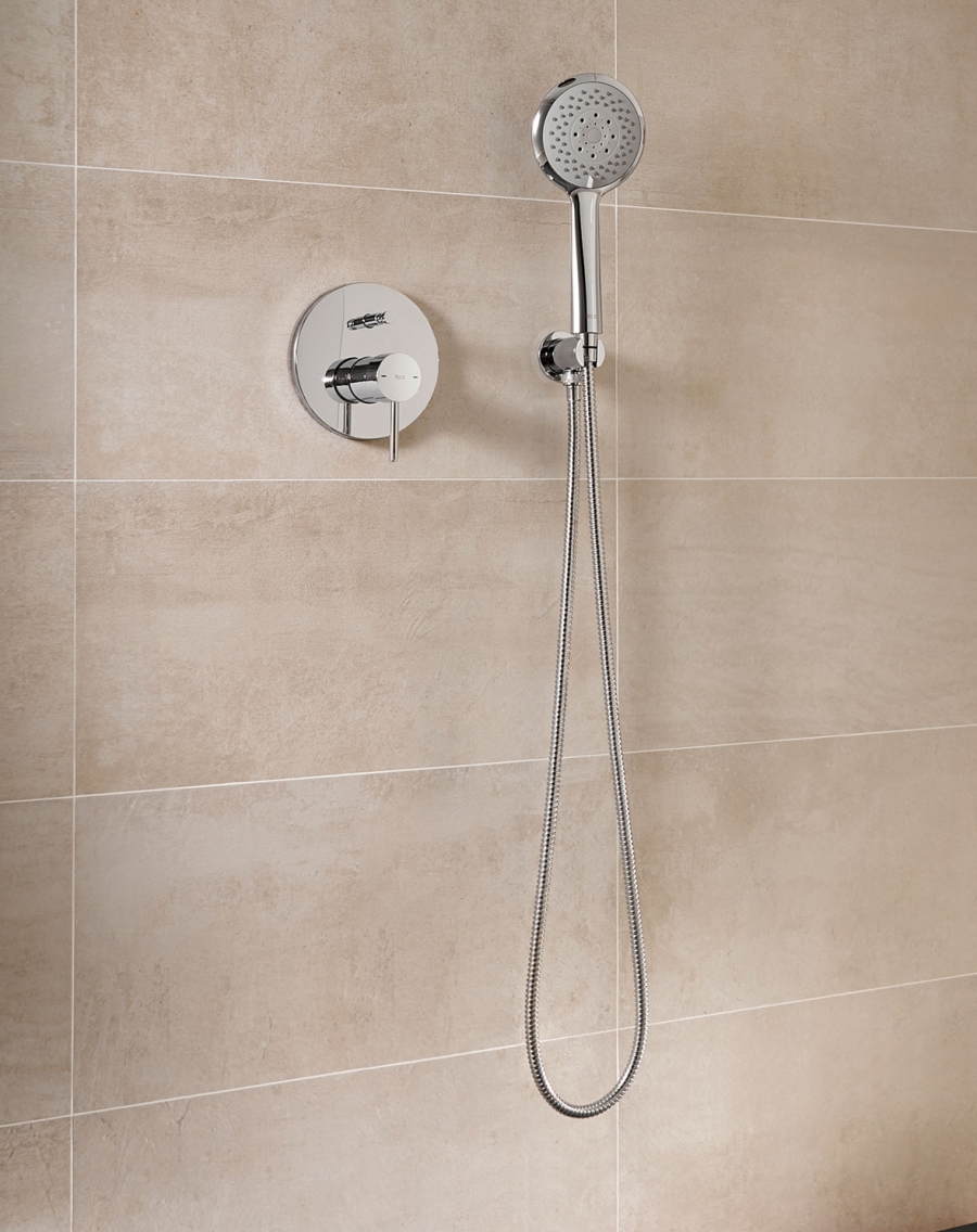 Lanta built-in basin for shower