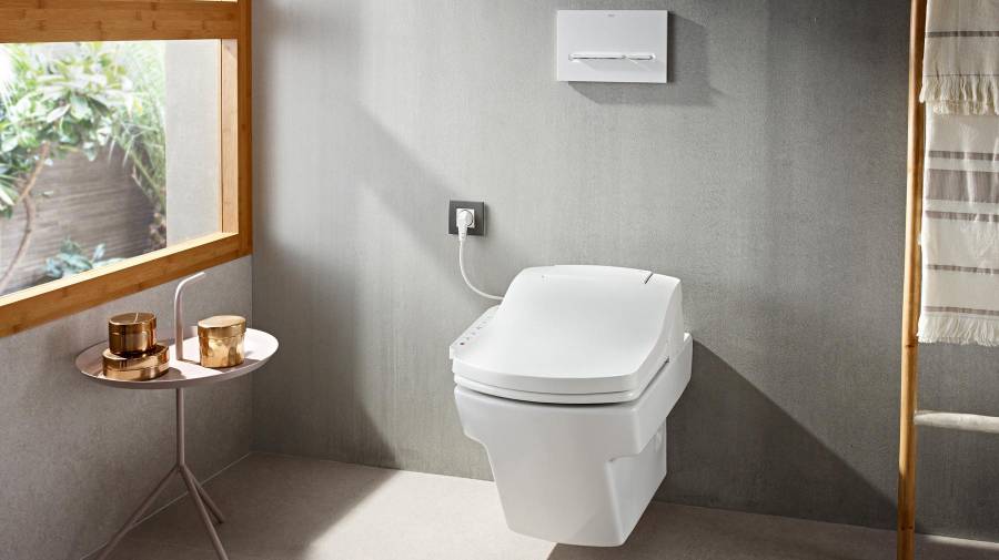 Multiclean Smart Toilet