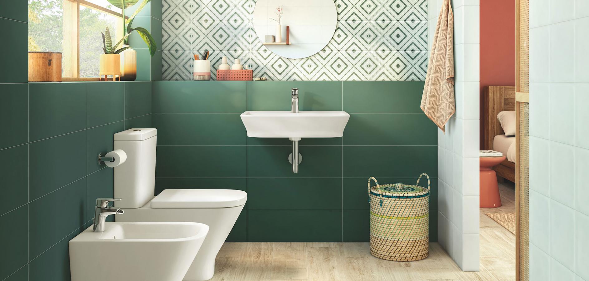 Accessories for a bathroom in full color Roca Life