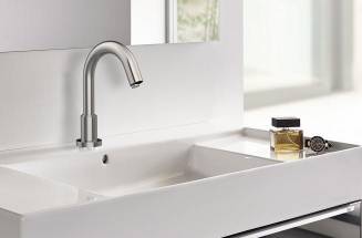 Faucet with presence sensor: top hygiene, also at home - Roca